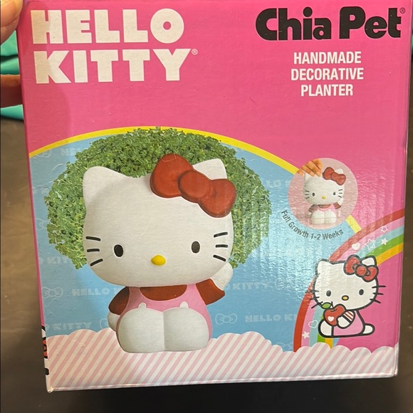 chia pet Other - Hello Kitty Handmade Decorative Planter - White and Red